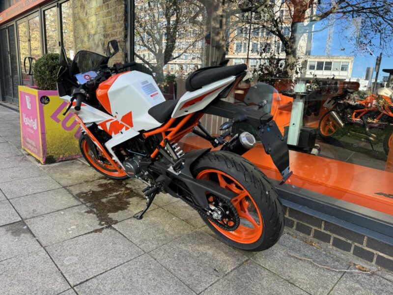 KTM RC 125 ABS