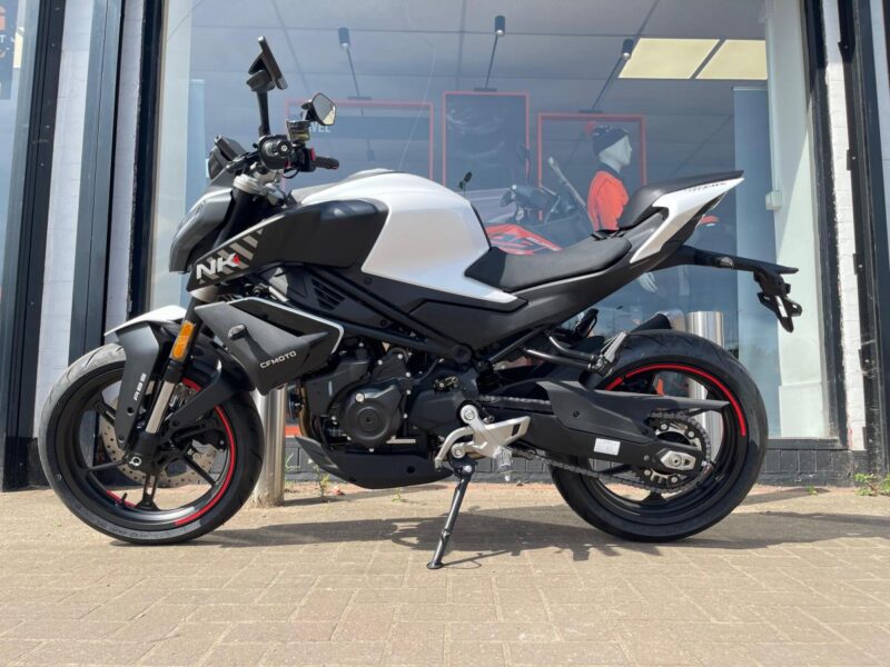 CF MOTO NEBULA WHITE