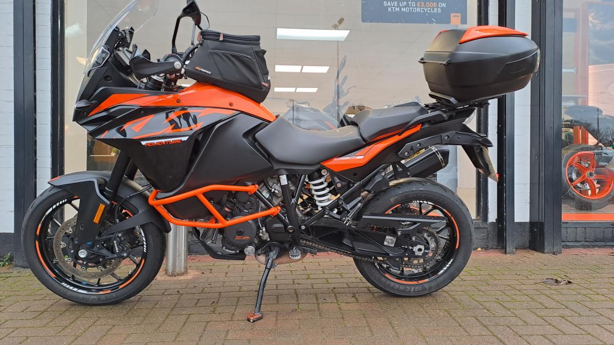 KTM 1090 ADVENTURE