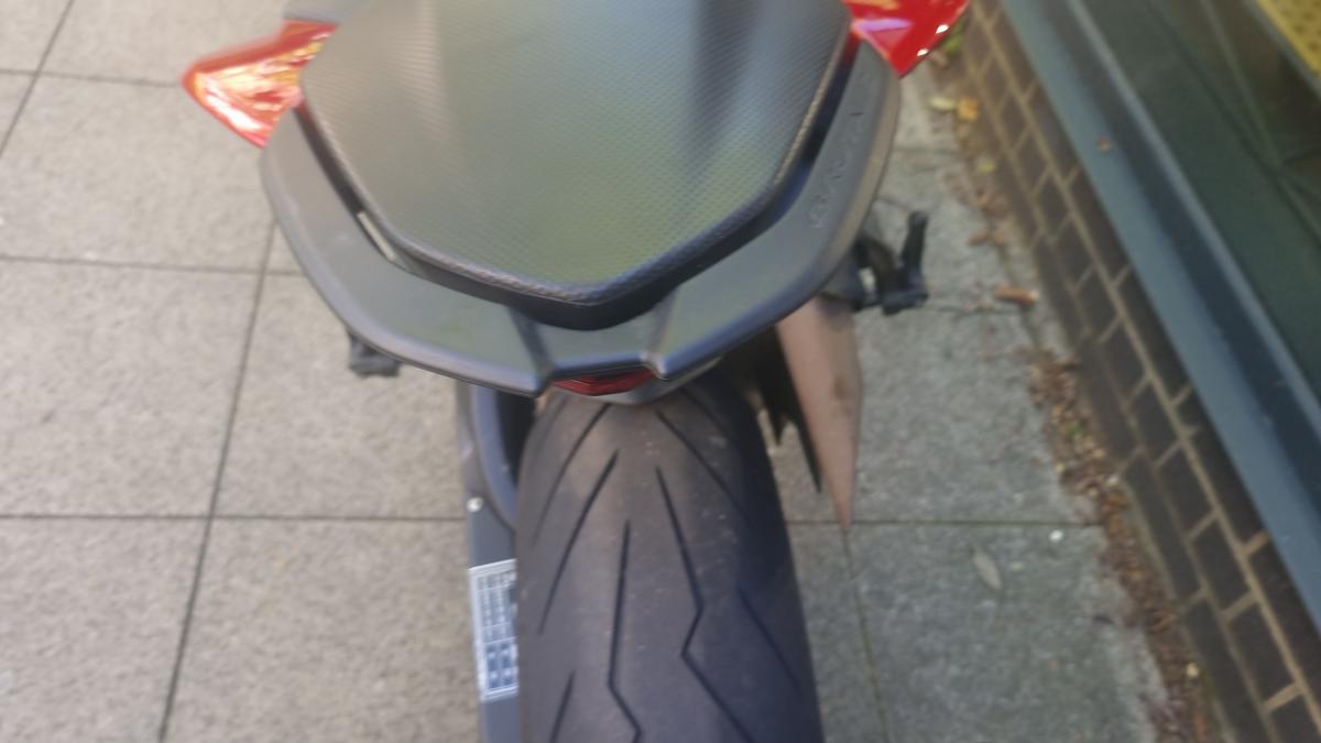 
								MV AGUSTA BRUTALE 800 RR SCS full									