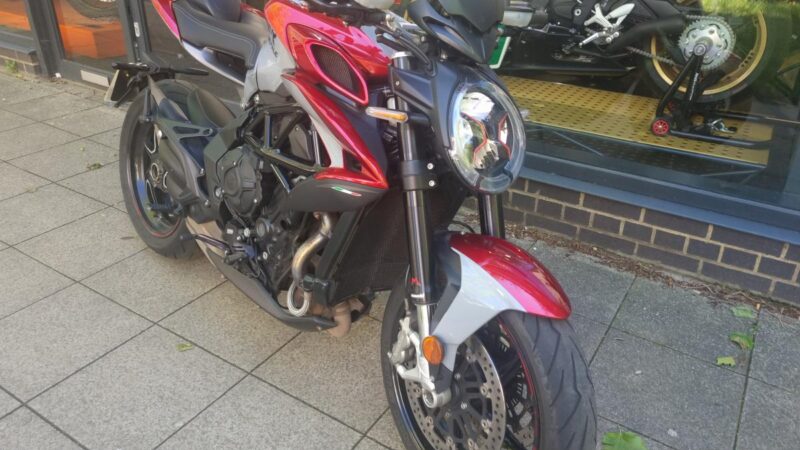 MV AGUSTA BRUTALE 800 RR SCS