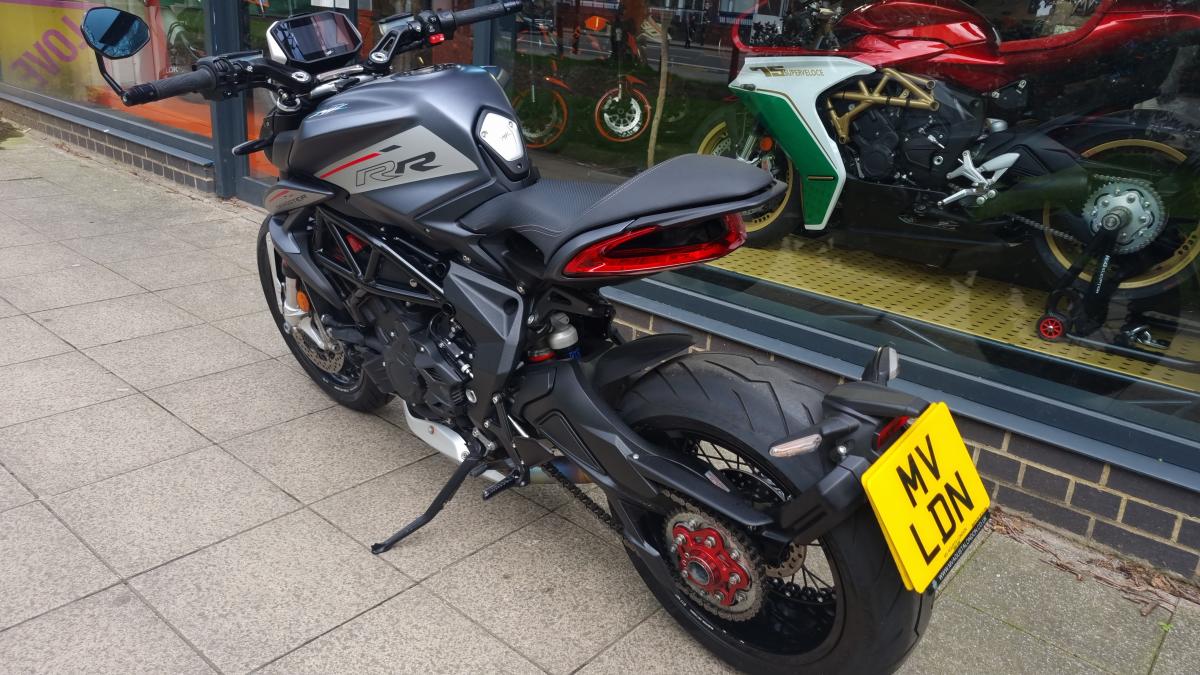 MV AGUSTA DRAGSTER  800 RR