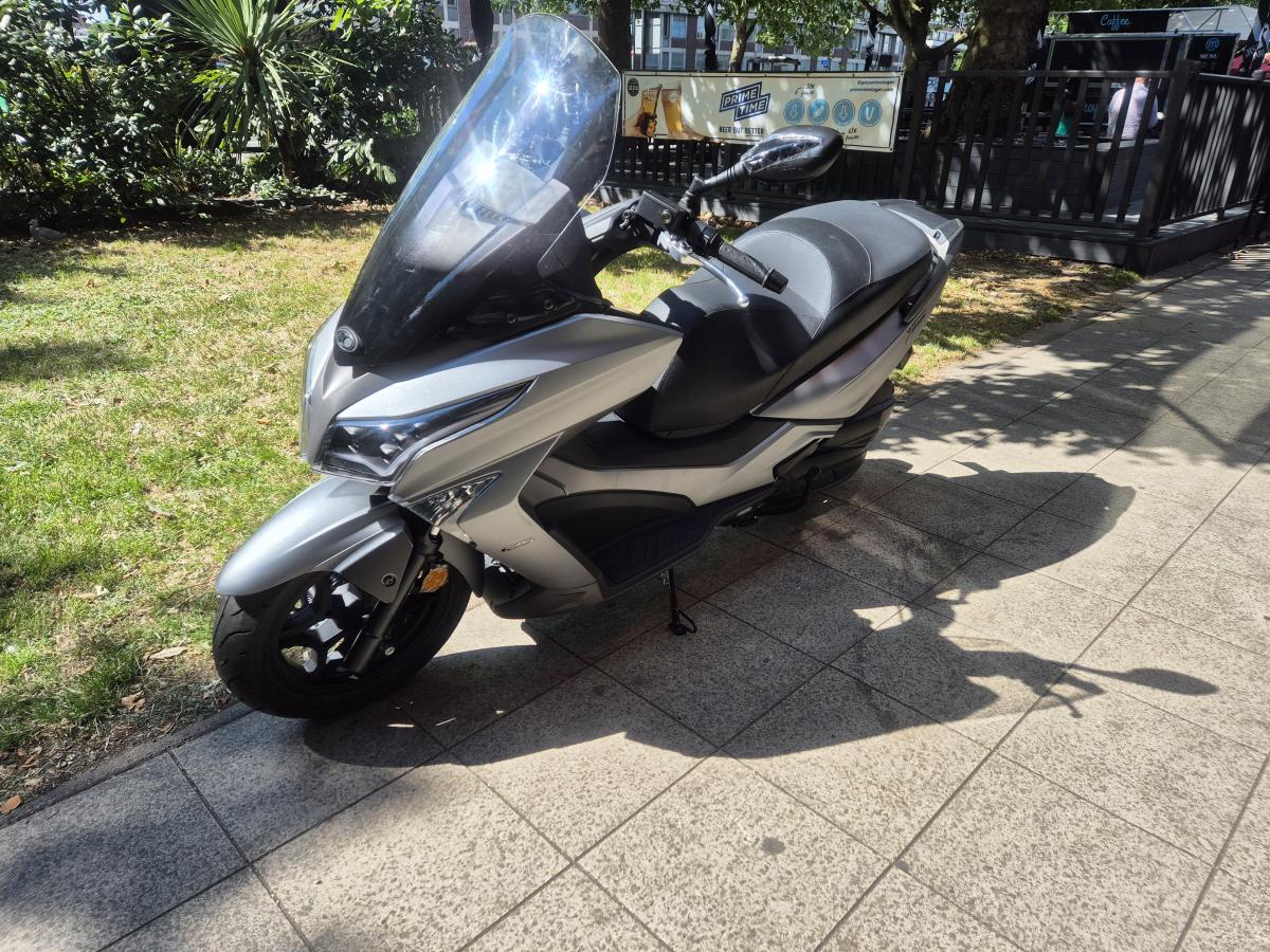 
								KYMCO XTOWN 125 full									