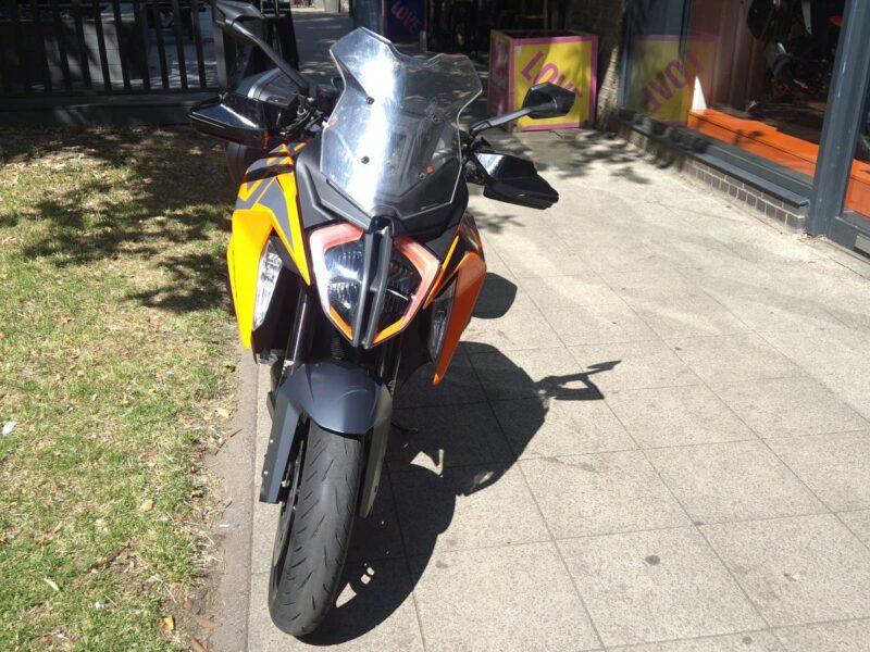 KTM 1290 SUPERDUKE GT ABS