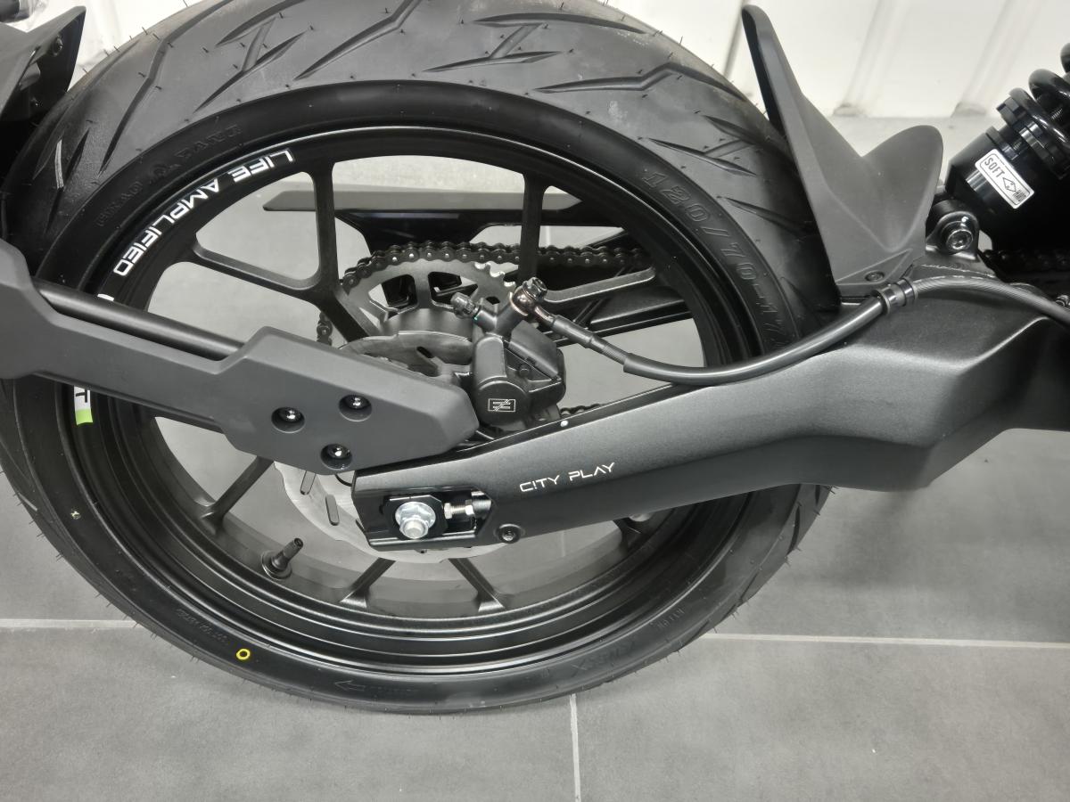 
								Zeeho Zeehoo City Sport full									