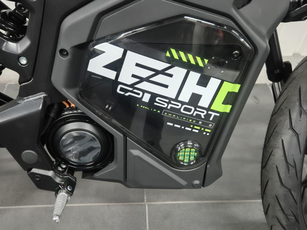 
								Zeeho Zeehoo City Sport full									