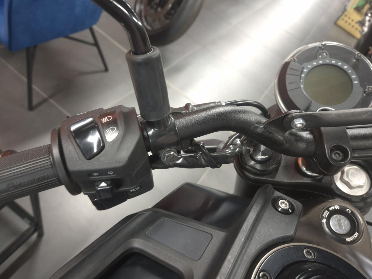 
								HUSQVARNA SVARTPILEN 125 full									