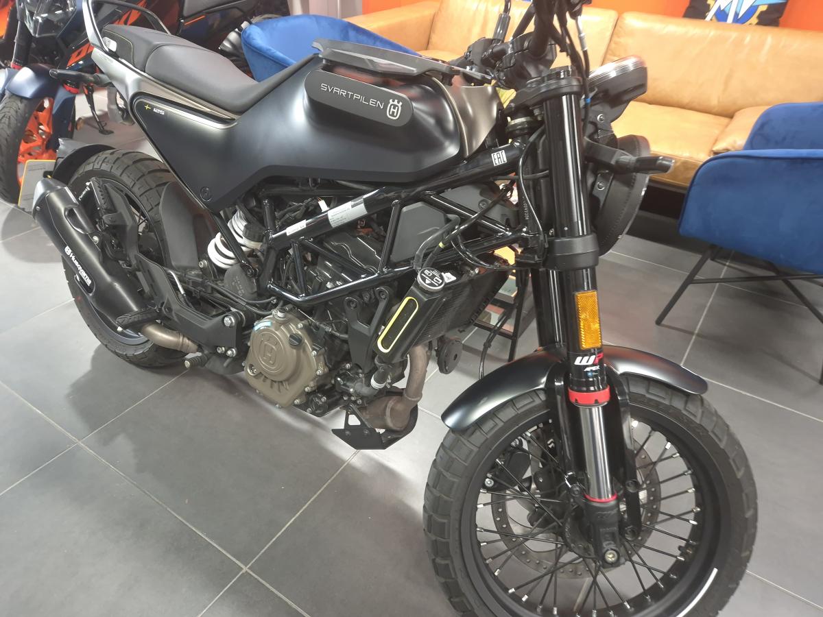 
								HUSQVARNA SVARTPILEN 125 full									