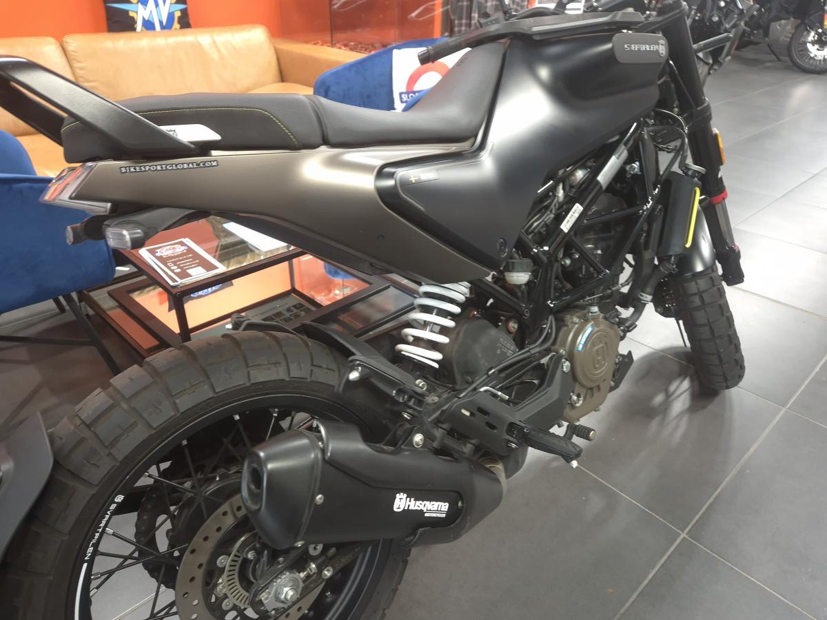 
								HUSQVARNA SVARTPILEN 125 full									
