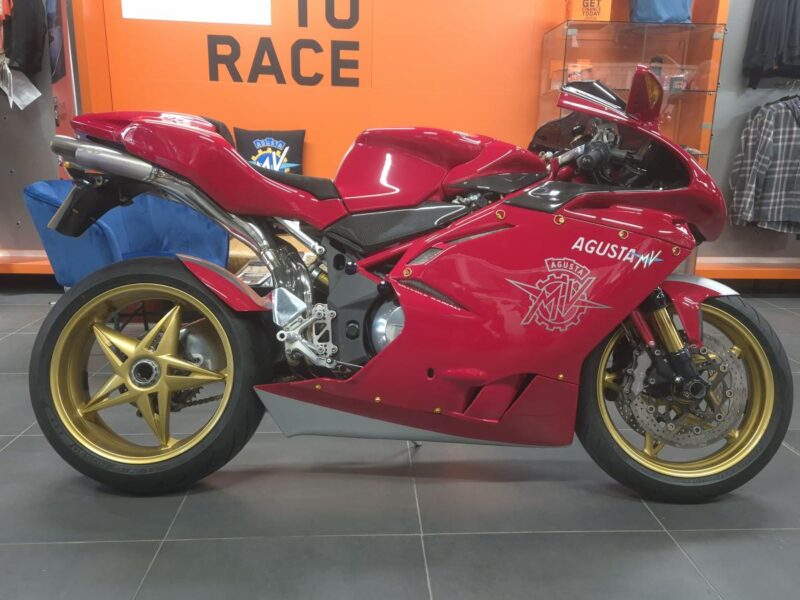 MV AGUSTA 750 F4 ORO
