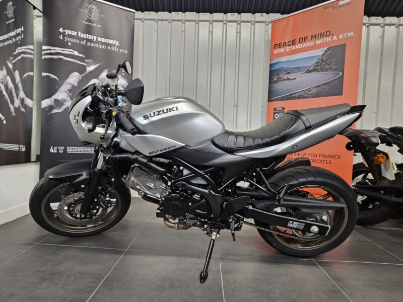 Suzuki SV650X