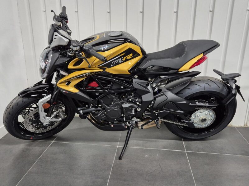 MV AGUSTA DRAGSTER 800 RR SCS