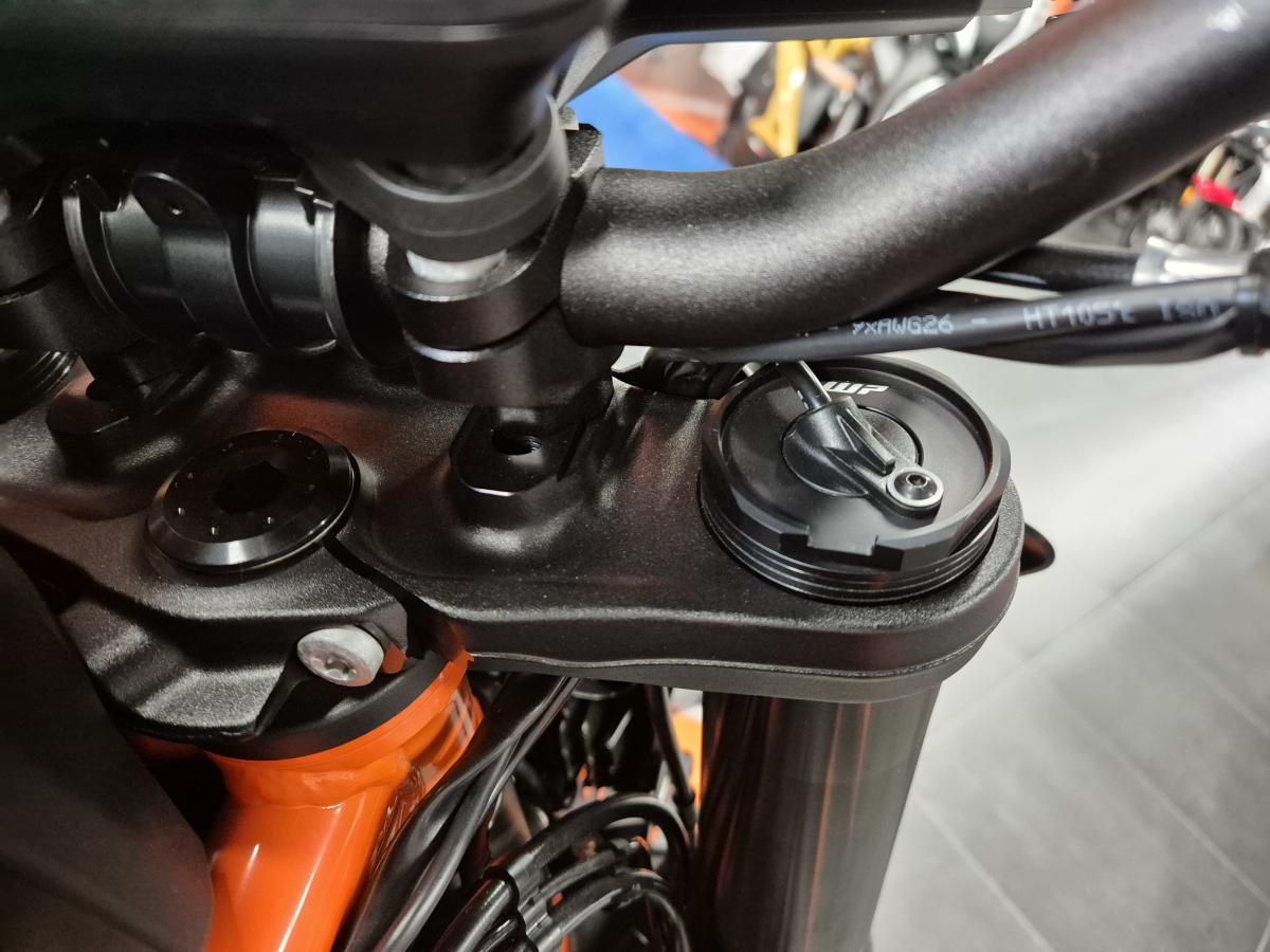 
								KTM 1390 Superduke R EVO full									