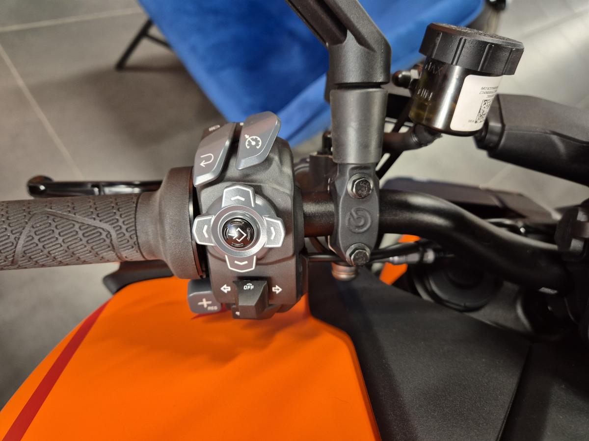 
								KTM 1390 Superduke R EVO full									