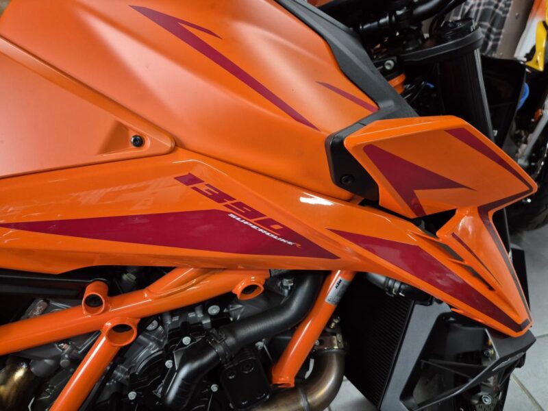 KTM 1390 Superduke R EVO