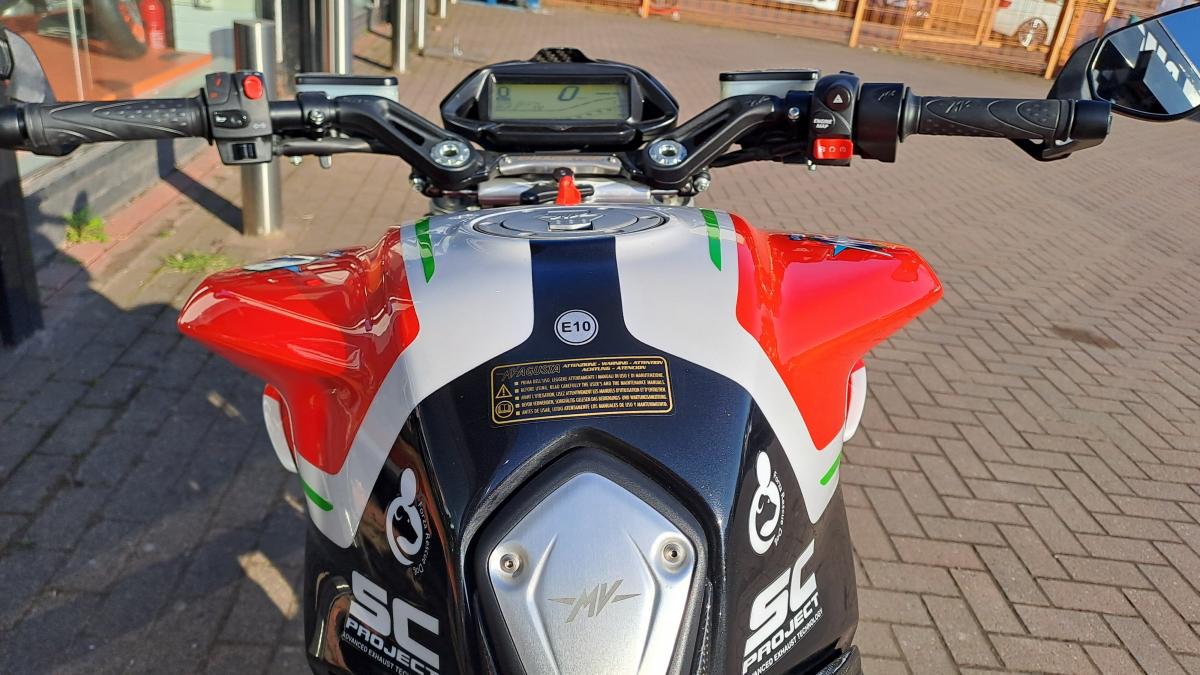 
								MV AGUSTA DRAGSTER RC full									