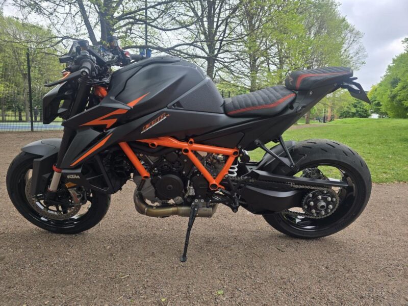 KTM 1390 SUPERDUKE R