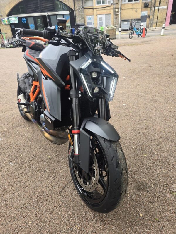 KTM 1390 SUPERDUKE R