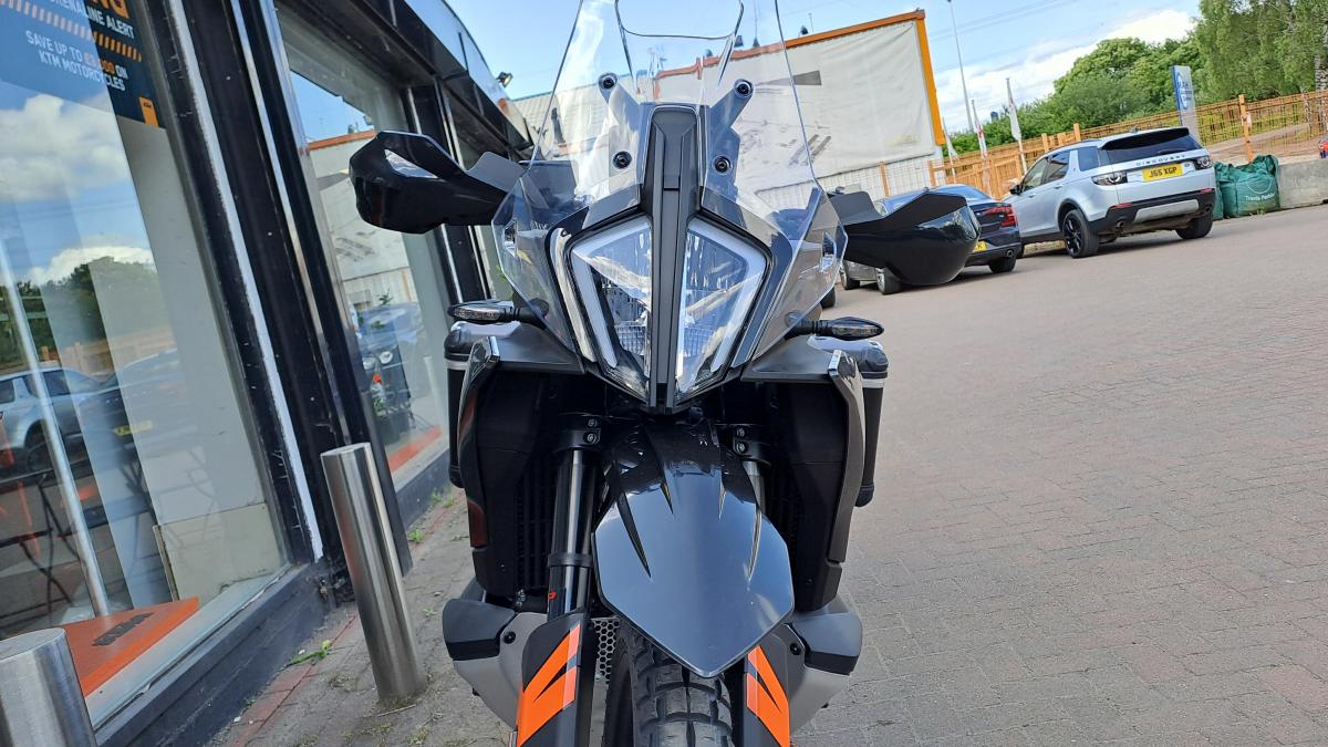 
								KTM 790 ADVENTURE full									