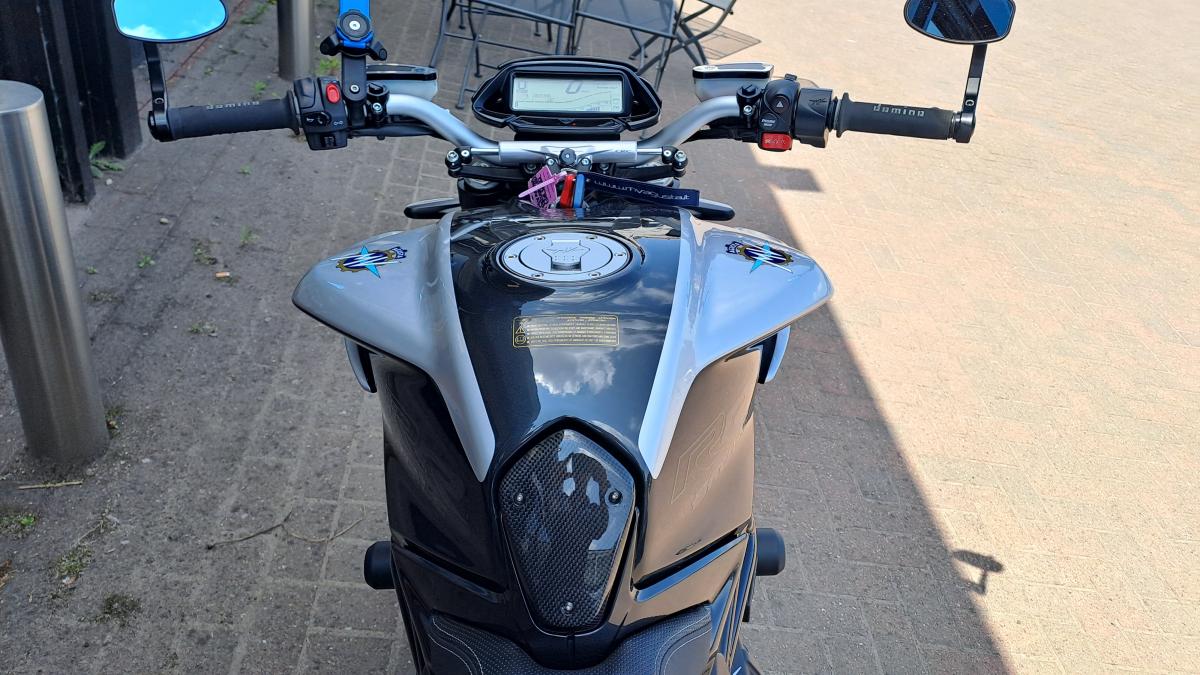 
								MV AGUSTA BRUTALE 800 RR full									