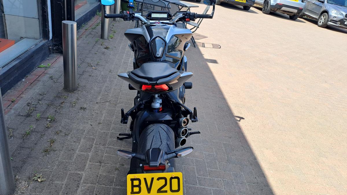 
								MV AGUSTA BRUTALE 800 RR full									