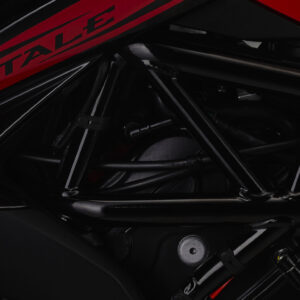 Brutale R