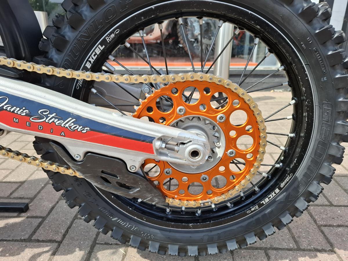 
								KTM 250 SX-F full									