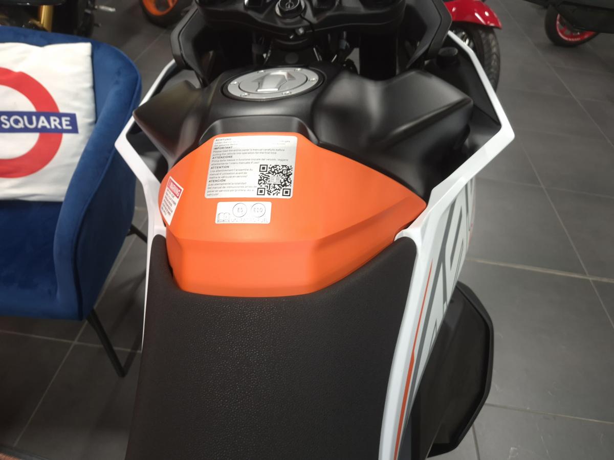 KTM 790 ADVENTURE