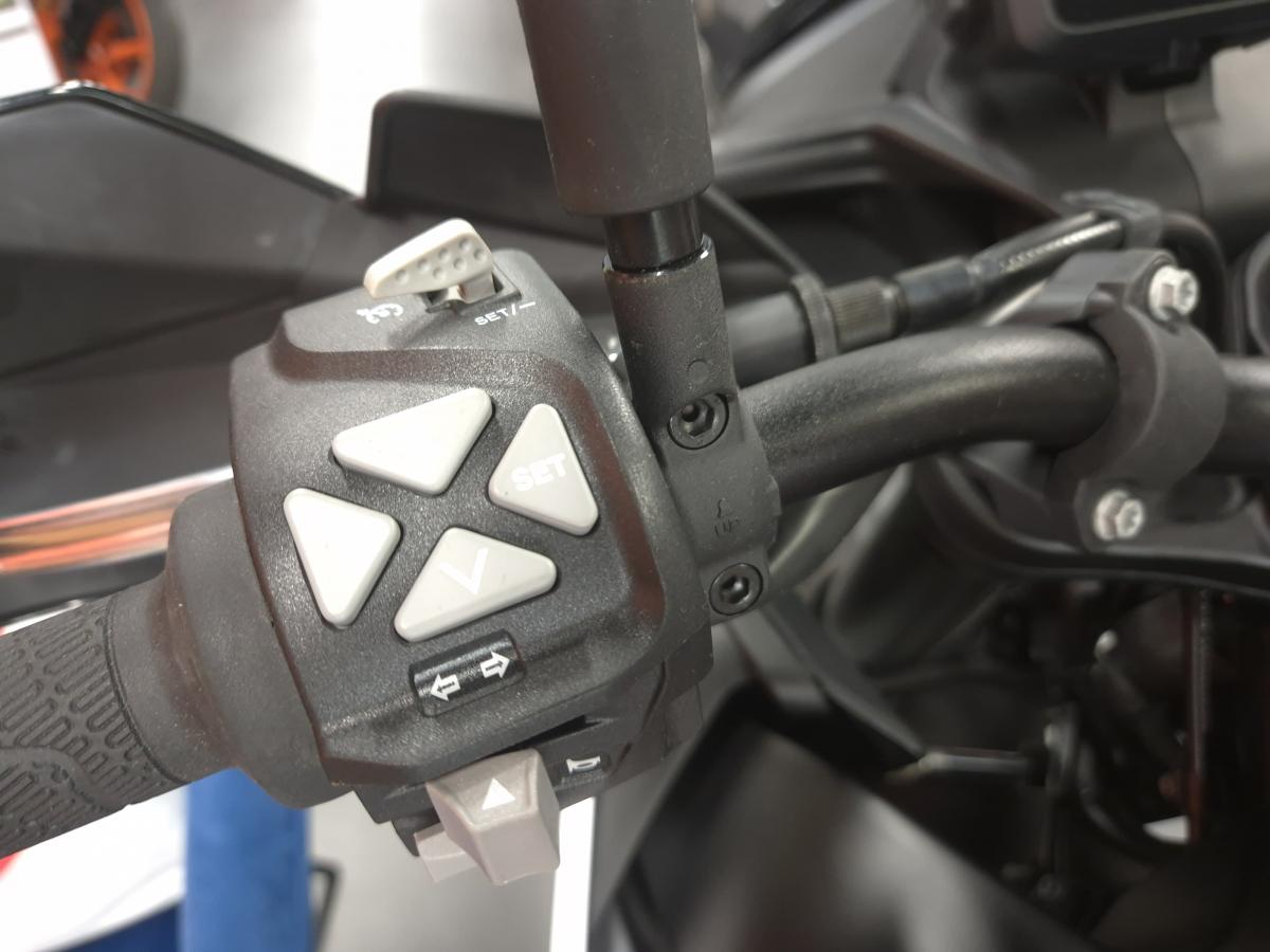 
								KTM 790 ADVENTURE full									