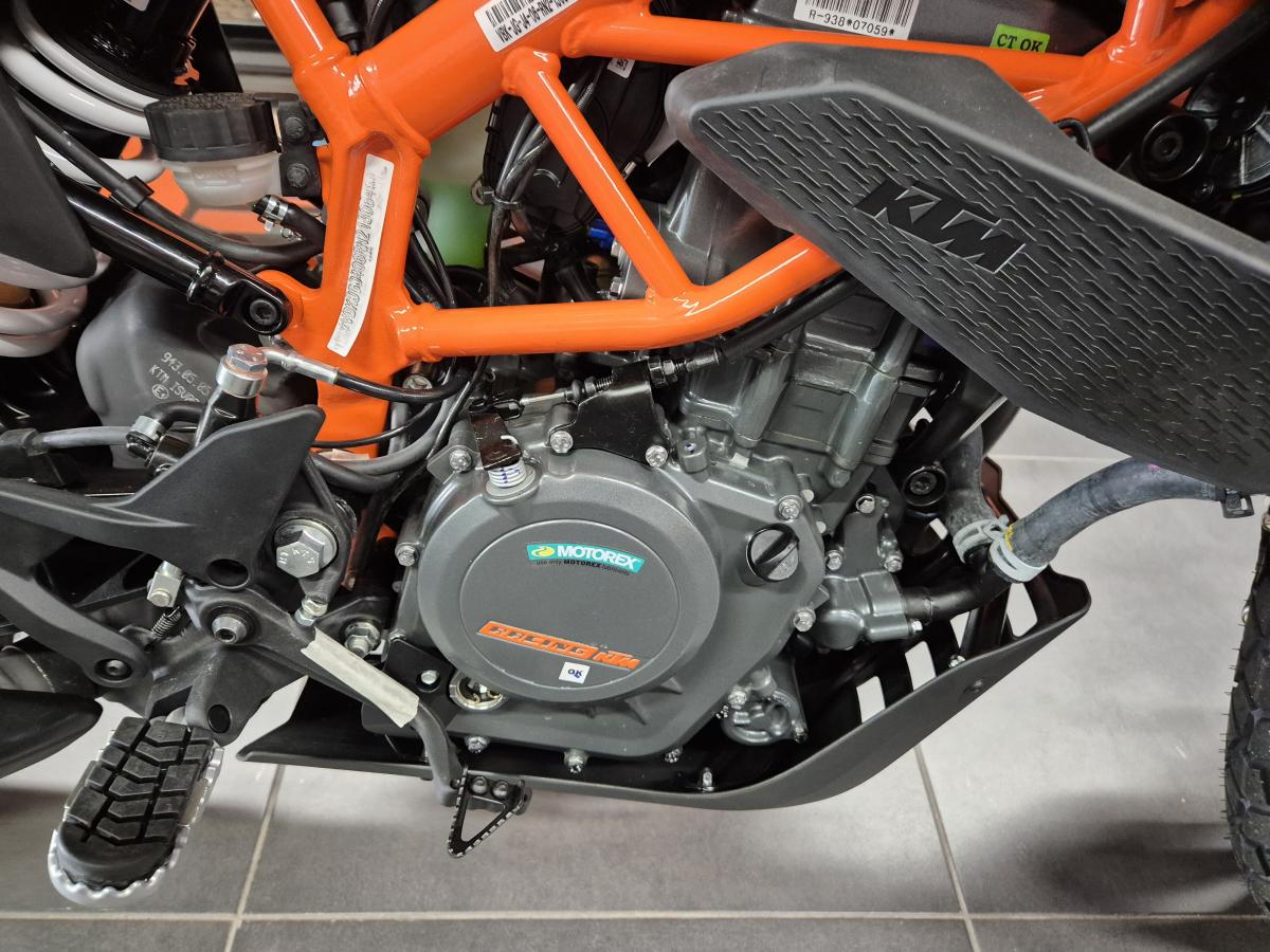 
								KTM 390 ADVENTURE full									