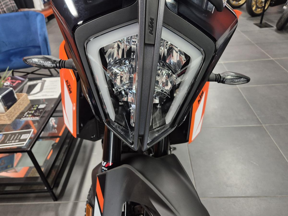 
								KTM 390 ADVENTURE full									