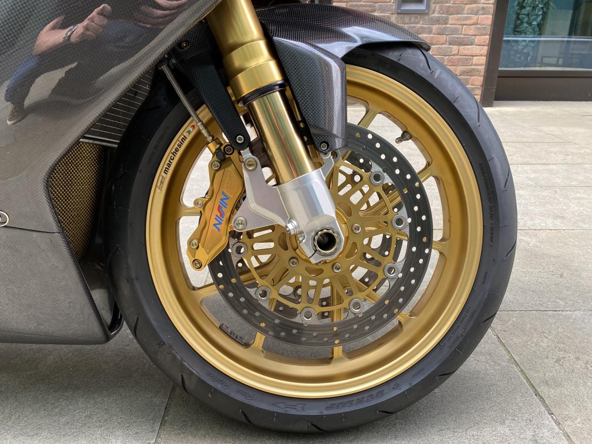 
								MV AGUSTA F4 1000 RR full									