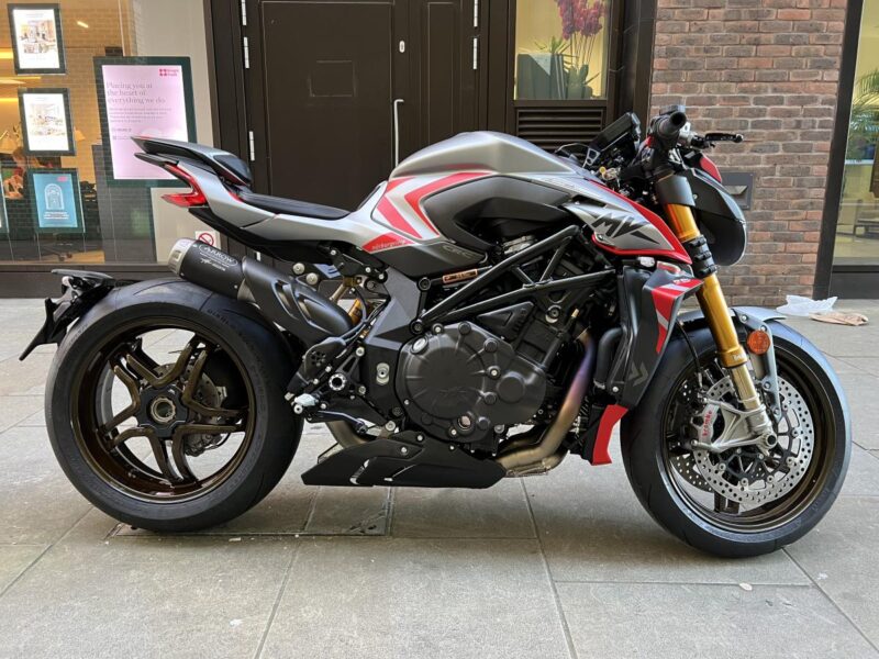 MV AGUSTA BRUTALE NURBURGRING