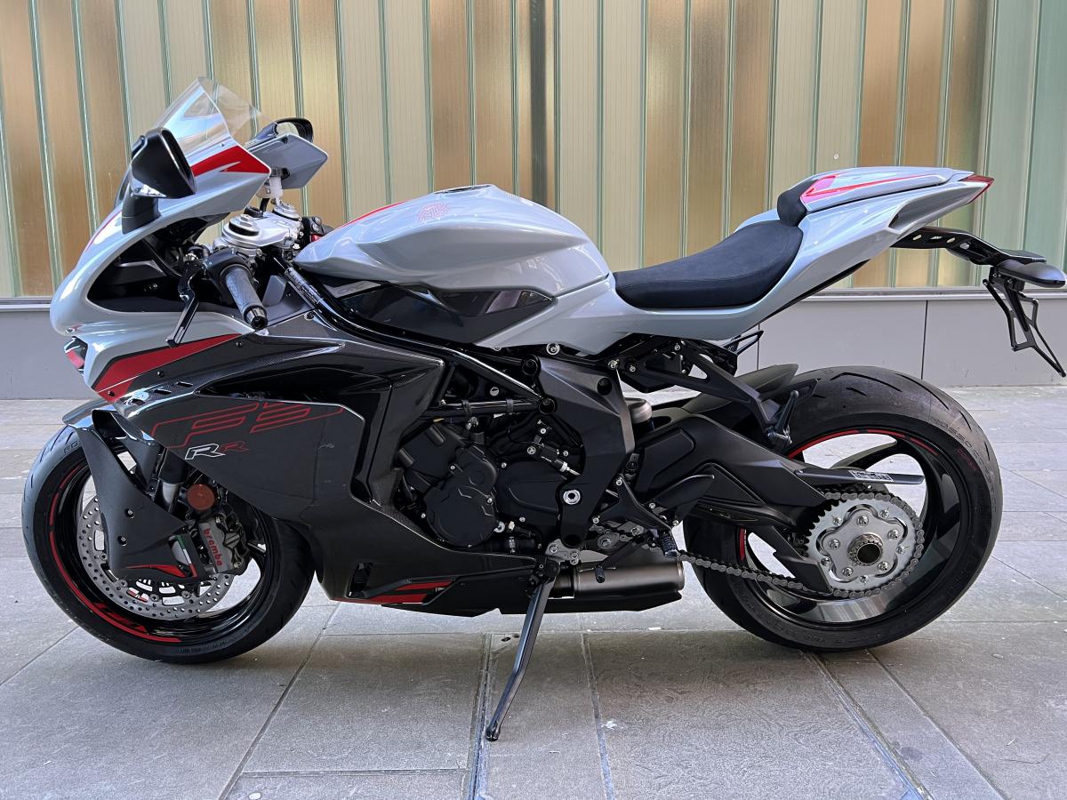 
								MV AGUSTA F3 RR full									