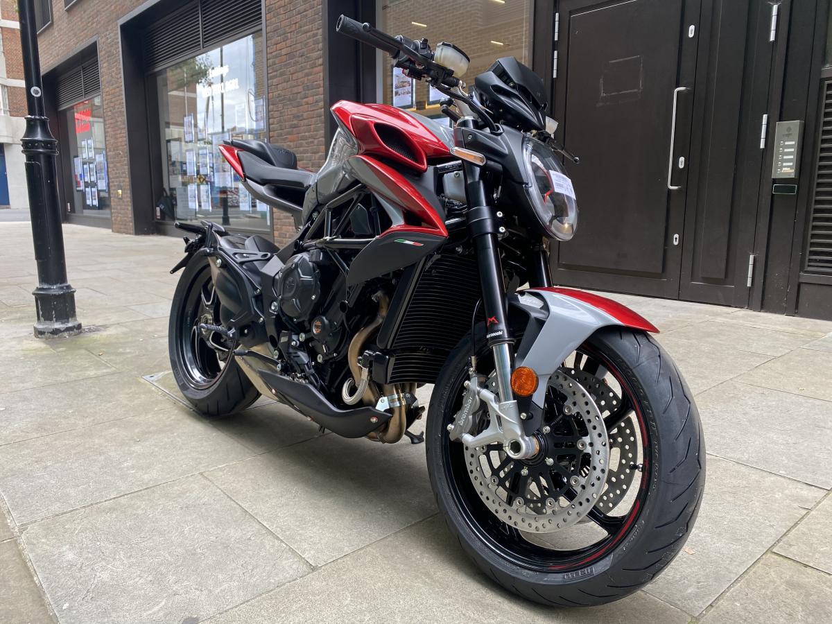 MV AGUSTA BRUTLAE RR 800 full