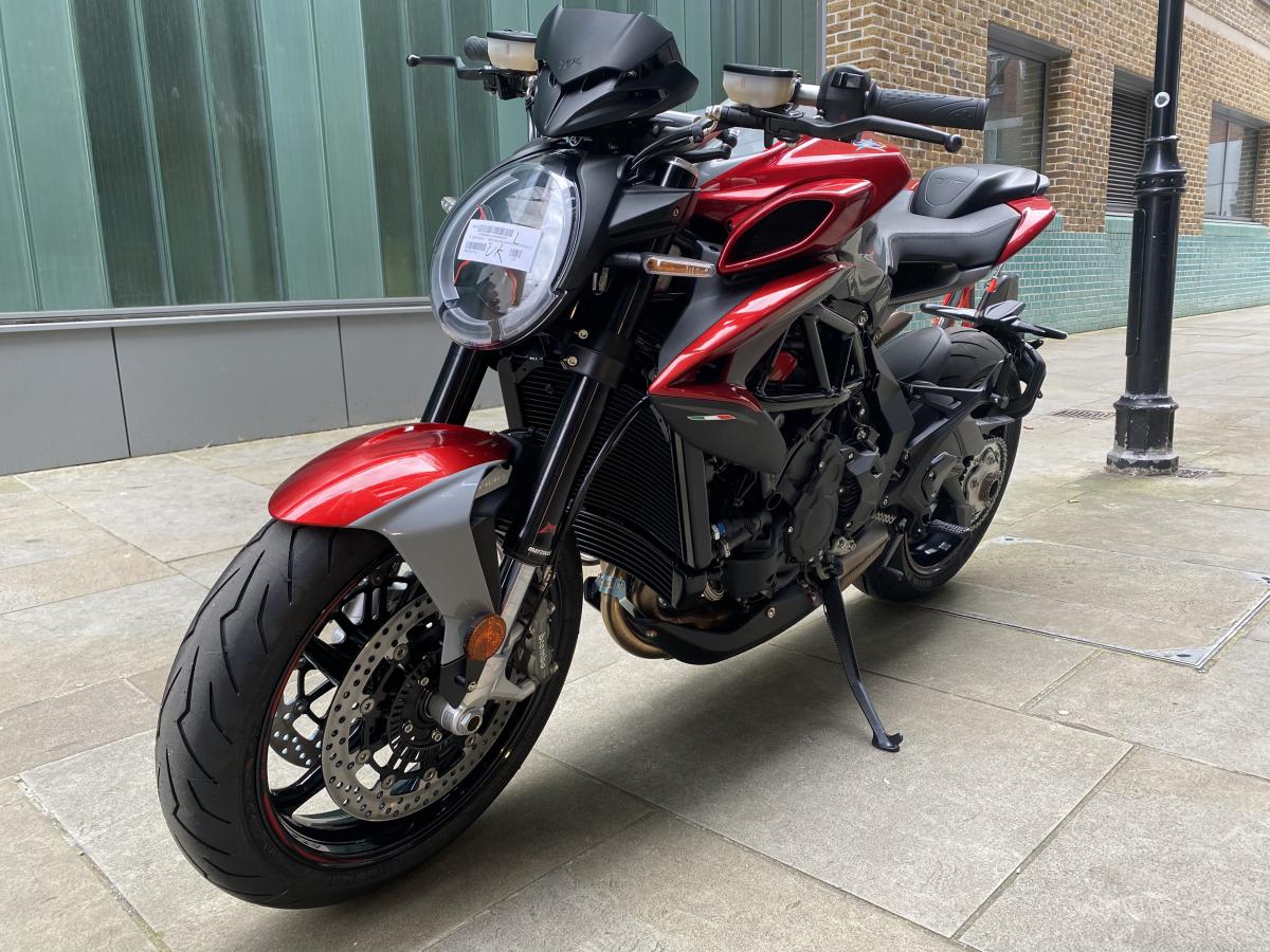 MV AGUSTA BRUTLAE RR 800 full