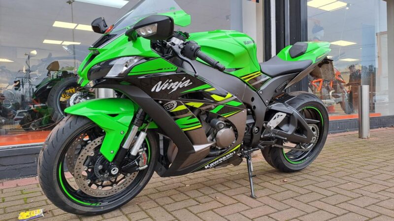 Kawasaki NINJA ZX10R