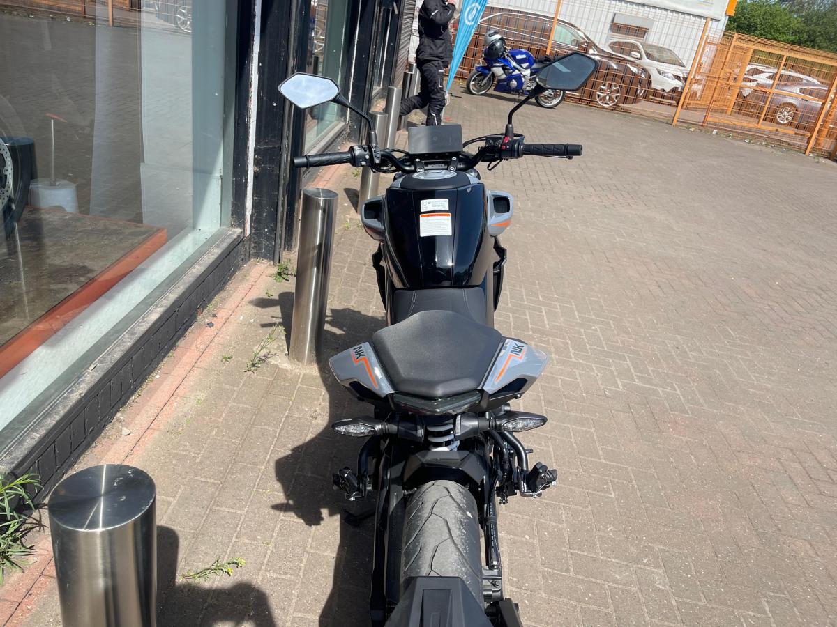 CF MOTO NEBULA BLACK full