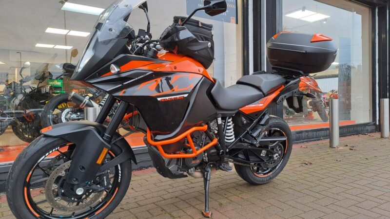 KTM 1090 ADVENTURE