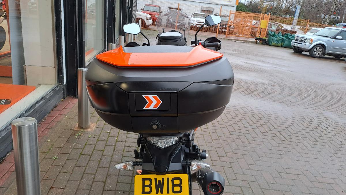 
								KTM 1090 ADVENTURE full									