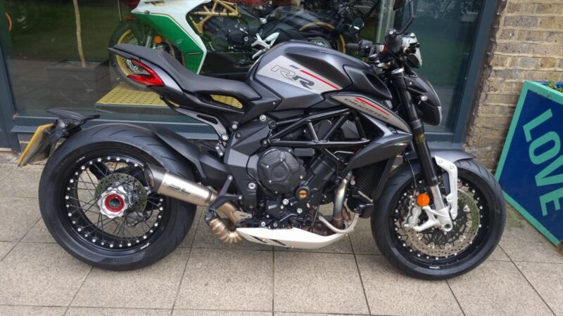 MV AGUSTA DRAGSTER  800 RR