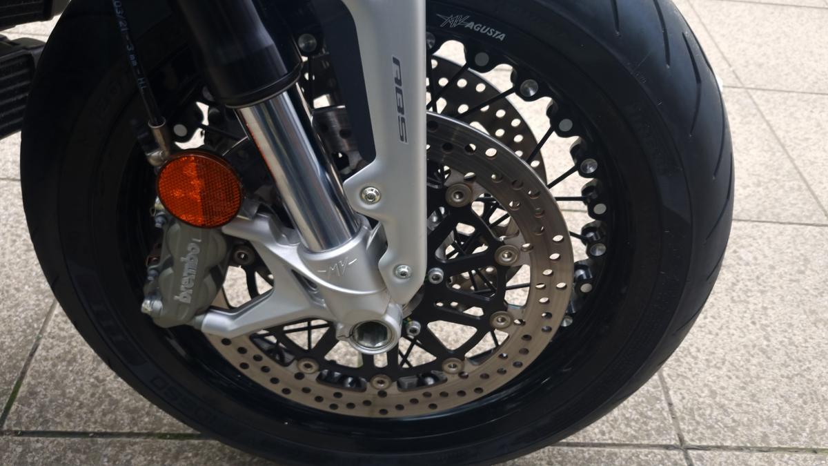 
								MV AGUSTA DRAGSTER  800 RR full									