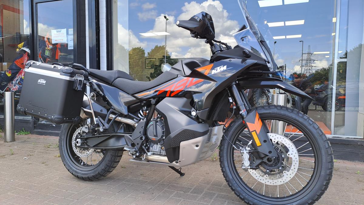 KTM 790 ADVENTURE