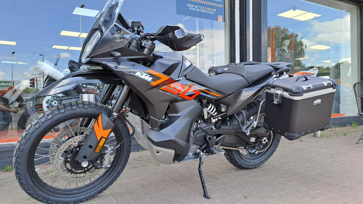 KTM 790 ADVENTURE