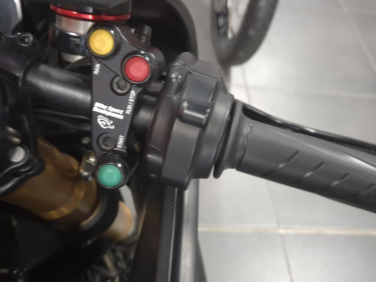 
								DUCATI 1199 S PANIGALE ABS full									