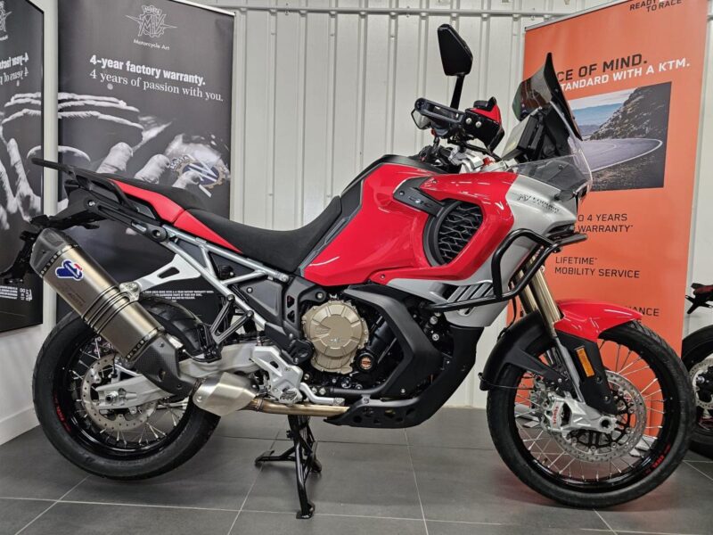 MV AGUSTA Enduro Veloce