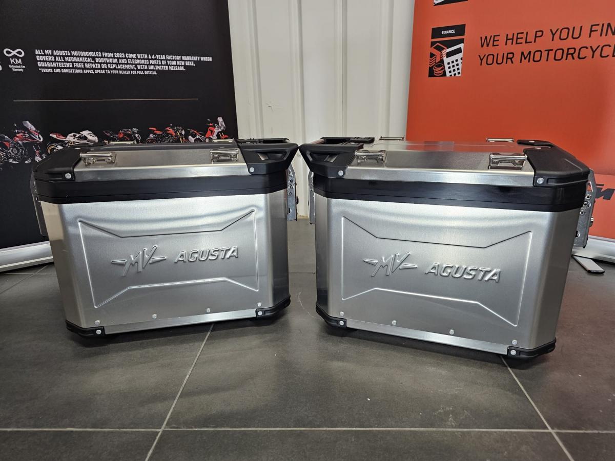 
								MV AGUSTA Enduro Veloce full									