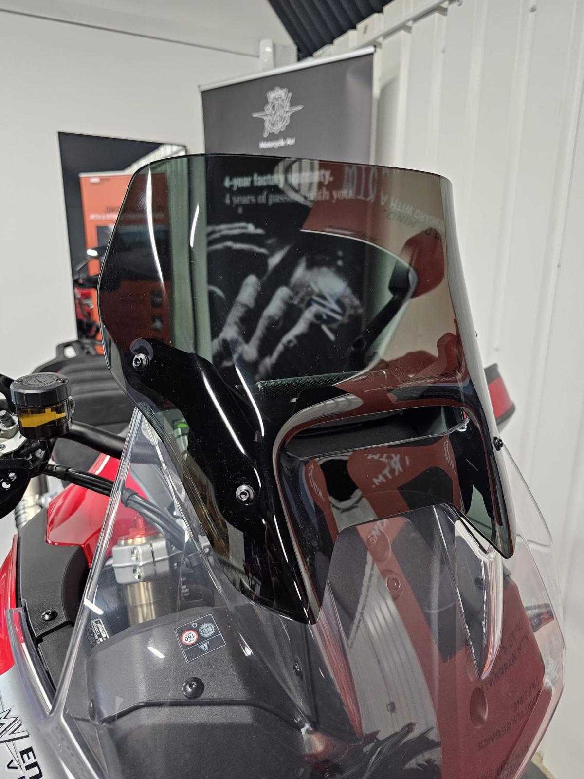 
								MV AGUSTA Enduro Veloce full									