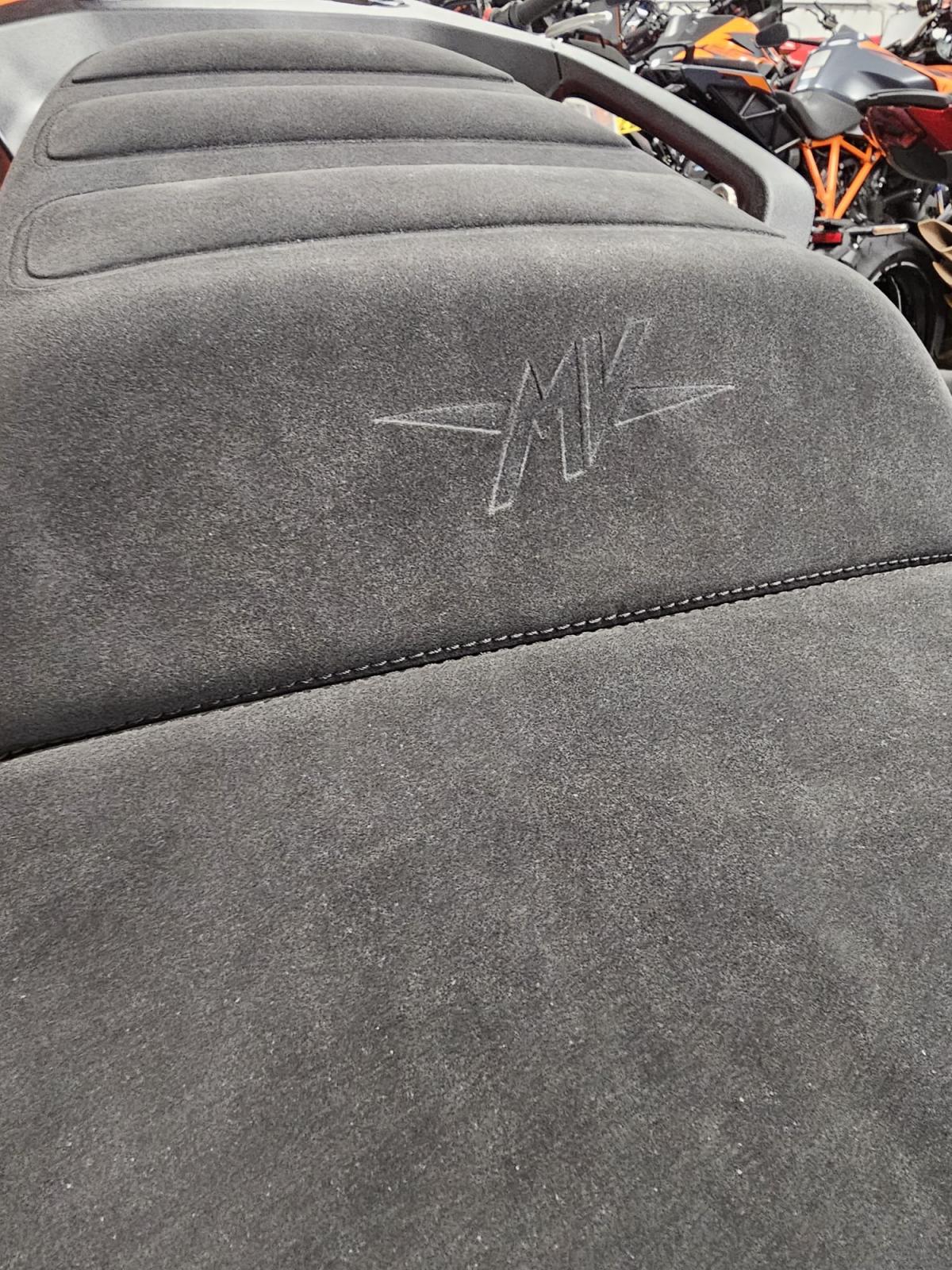 
								MV AGUSTA Enduro Veloce full									