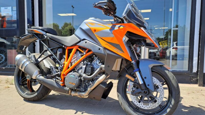KTM 1290 SUPERDUKE GT ABS